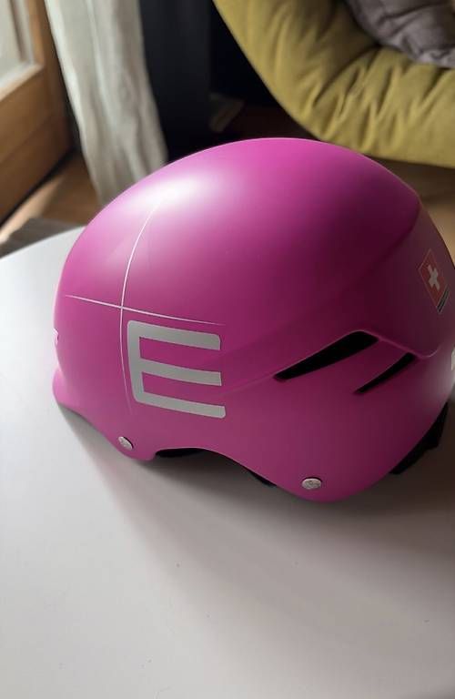 Caschi: Casque wingfoil/ wake ENSIS – Nuovo (secondo la descrizione) da Fully venduto da klo2008