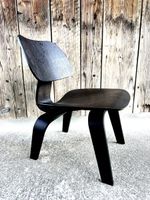 Chaise design Hermann Miller replica - noire - neuve