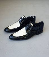 Superbes chaussures Tirelli cuir glacé Taille 45