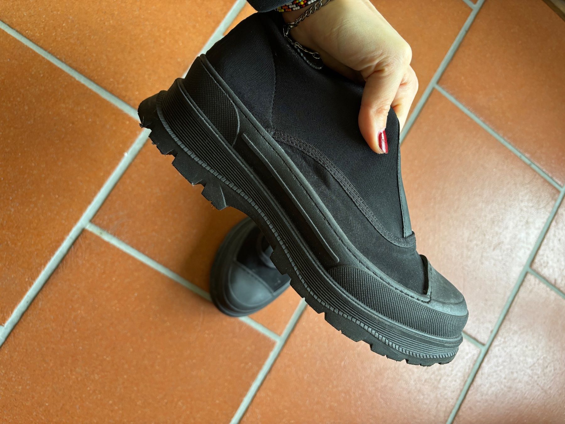 Scarpe da donna: Duuo schwarze Stiefelette – Usato da Zürich venduto da mar_hc85 2