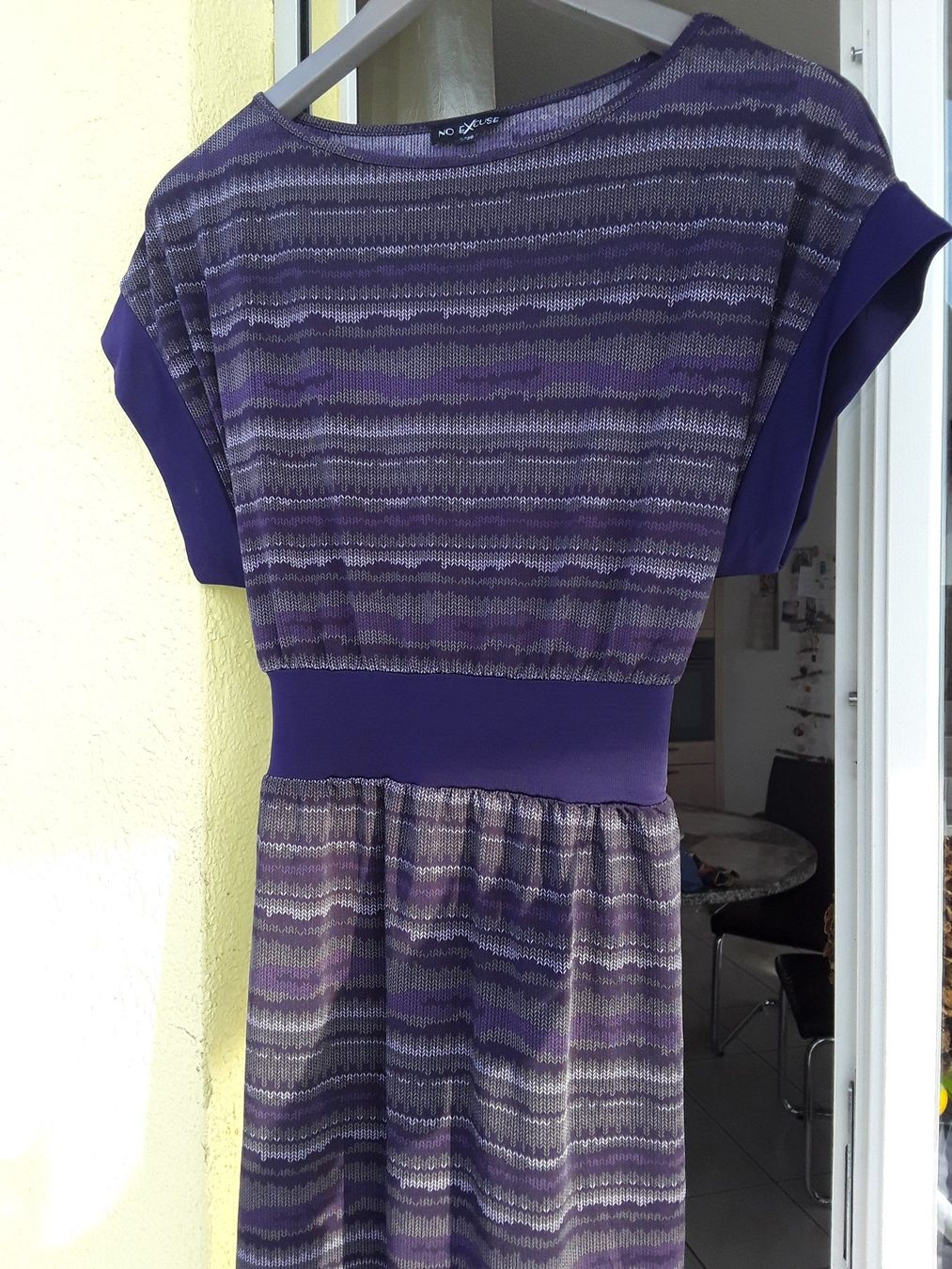 Kleider: Kleid Grösse 36 No Excuse – Gebraucht aus Heimberg von Samprof 2