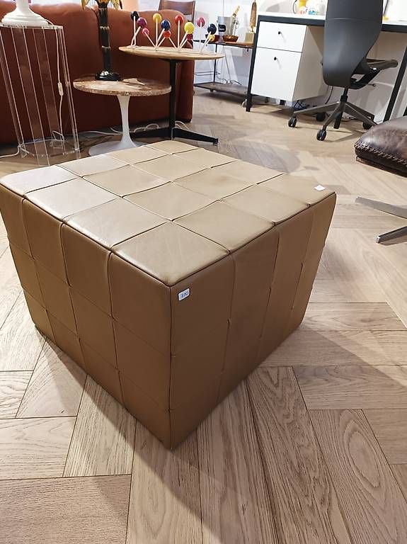 De Sede Sgabelli: De Sede Leder hocker vintage Design patchwork 70er – Usato da Zürich venduto da style-and-design.zh 3