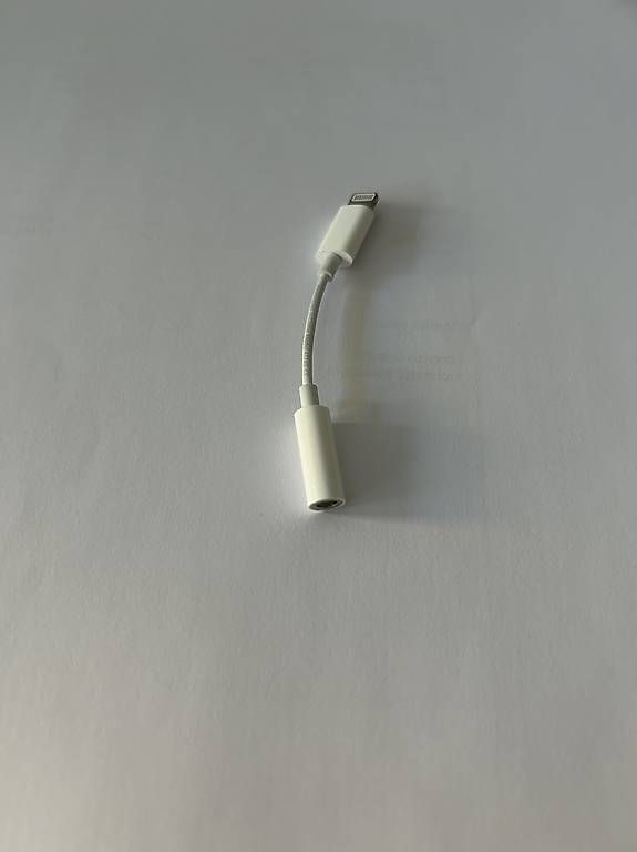 Lecteurs & Adaptateurs: Adattatore Apple Lightning - Jack 3.5mm originale – D'occasion à Lugaggia par eri_bf2l 1