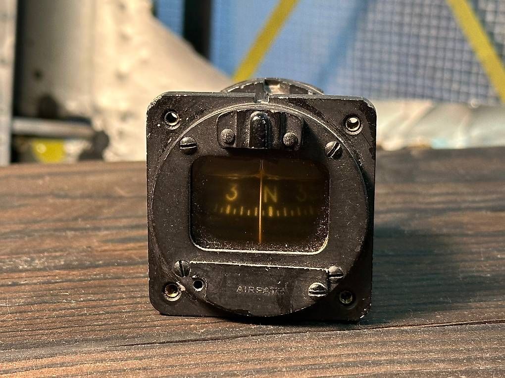 Misurare: USAAF Compass 2.WK Bordinstrument – Usato da Pfäffikon ZH venduto da Accuface