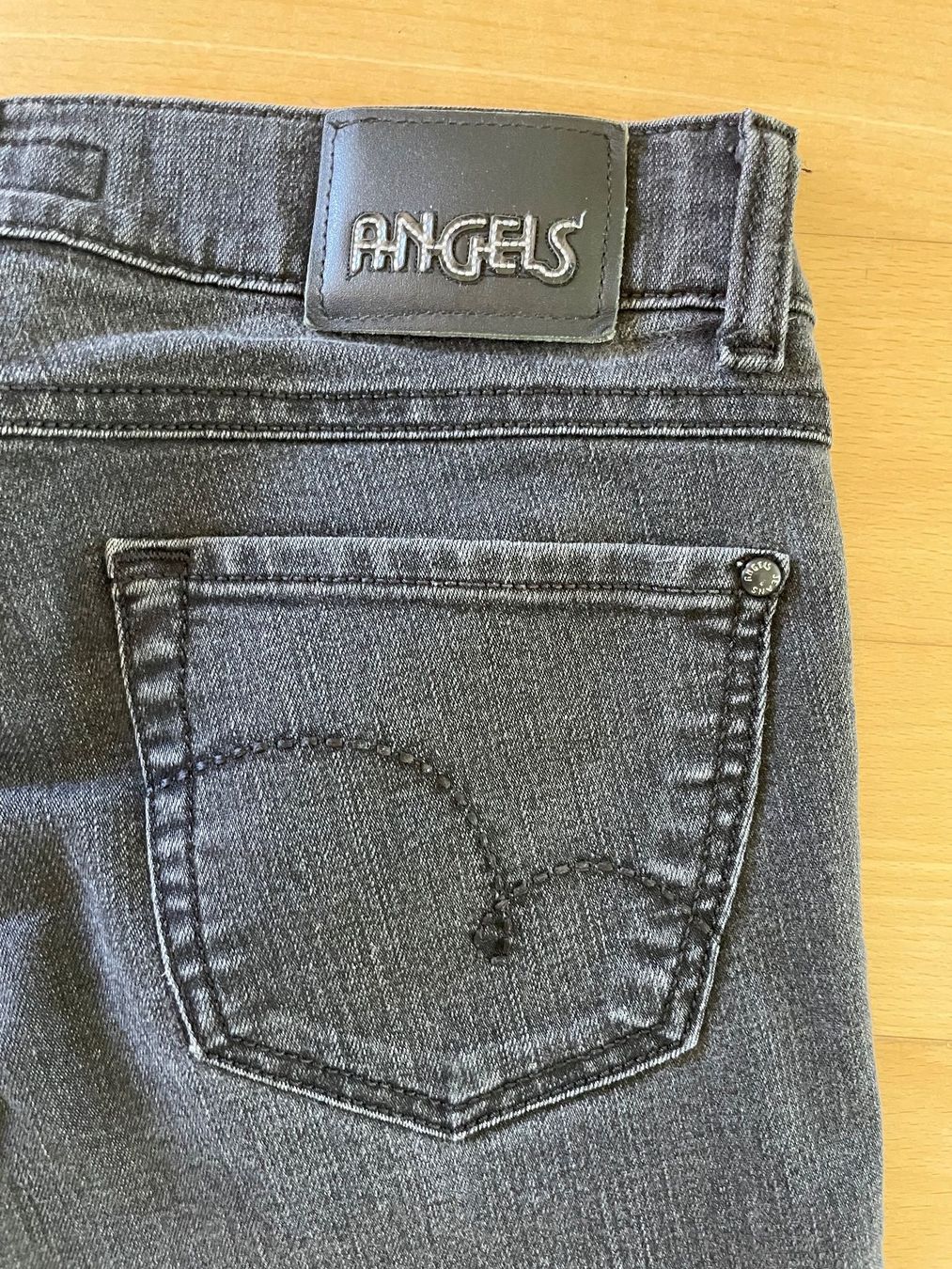 Angels Jeans: Angels Jeans 36 schwarz – D'occasion à Willisau par HV77 2