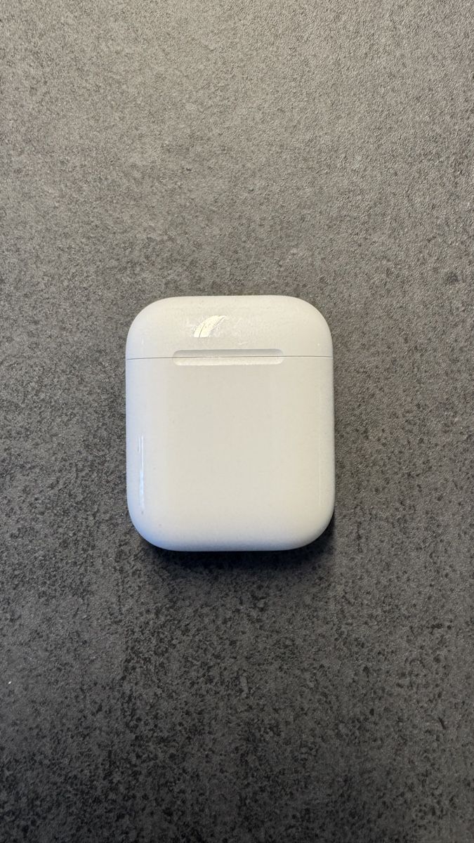 Apple Cuffie: Apple AirPods Kopfhörer mit Ladecase weiss 2. Generation – Usato da Dübendorf venduto da lilmissprincess 2