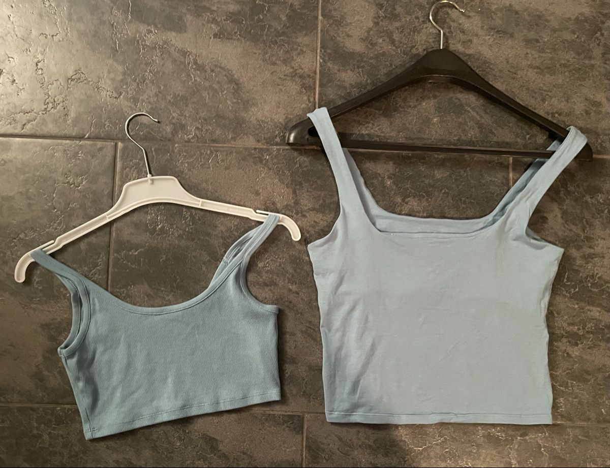 Tops: Top-Shirt – Gebraucht aus Mettmenstetten von sde_mnv2