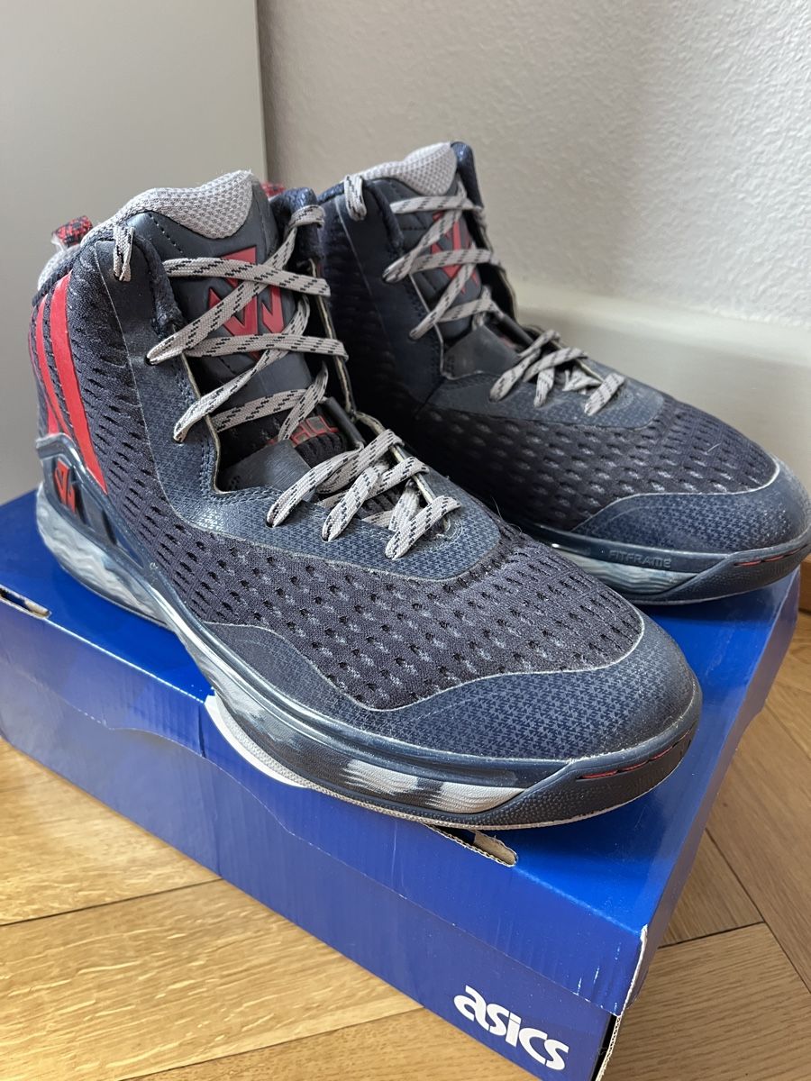 Adidas Scarpe da uomo: Sample - adidas John Wall Basketball sneaker – Nuovo (secondo la descrizione) da Bevaix venduto da Jeandasch 1