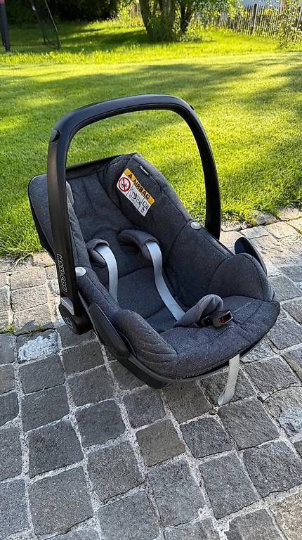 Seggiolini per auto: Maxi-Cosi ink. Isofix – Usato da Gossau venduto da sauerstoff84 2