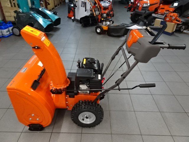 Husqvarna Sgombero neve: Schneefräser ST124 Husqvarna – Nuovo e nell'imballaggio originale da Rüegsbach venduto da HusqvarnaShop3418