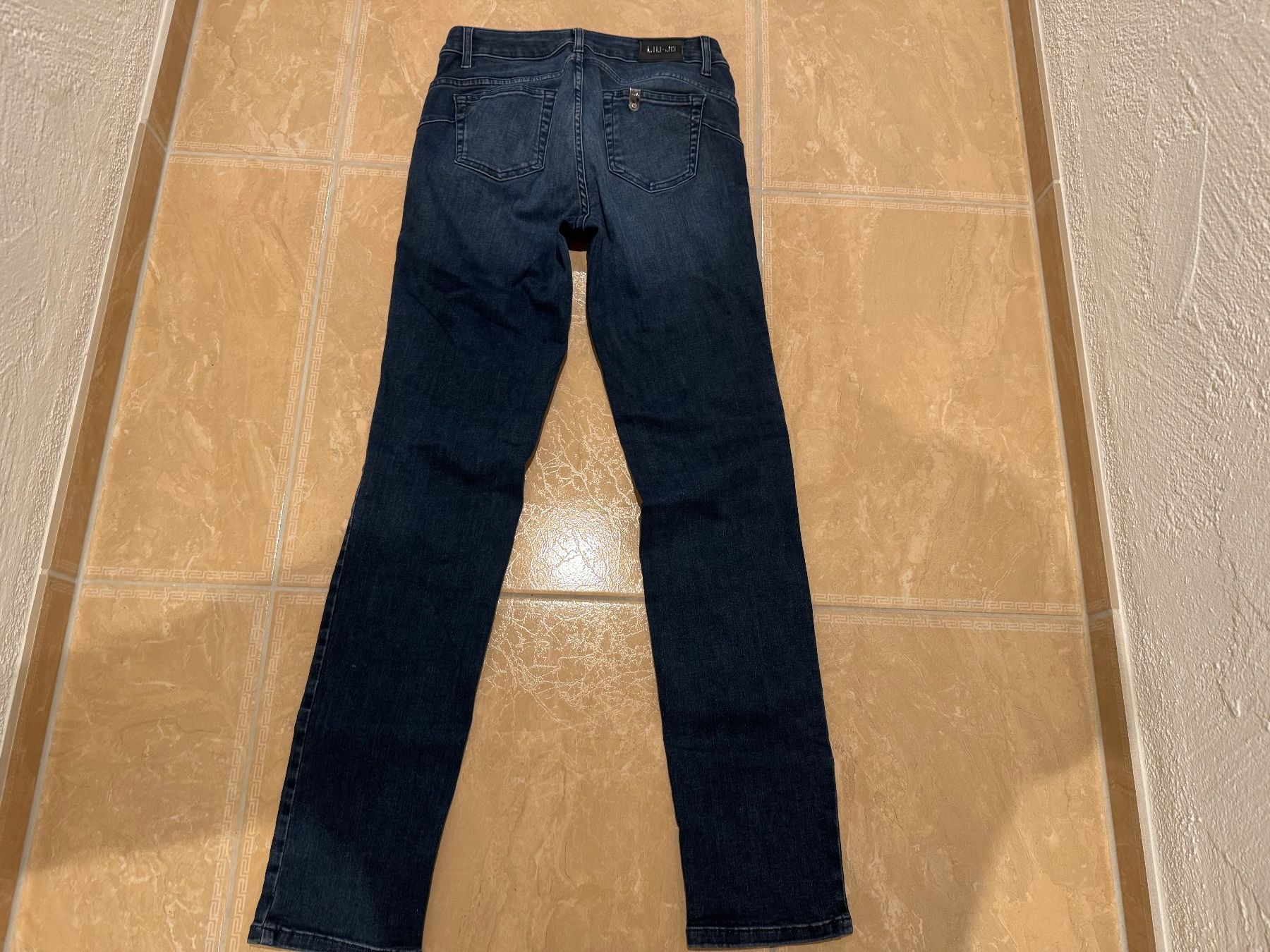 Liu Jo Jeans: Liu Jo coole Jeans, M oder 38 – Usato da Klingnau venduto da Markus14 2