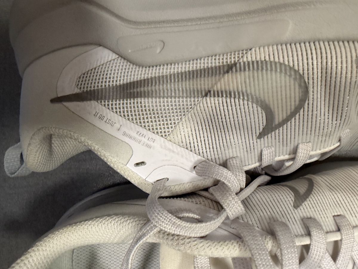 Nike Scarpe da donna: Nike Running Schuhe 38.5 – Usato da Winterthur venduto da ame_k6hm 6