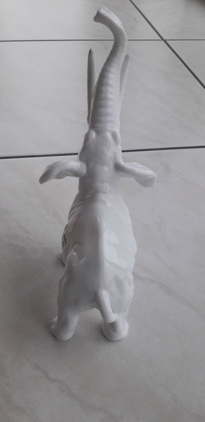 Statuette: Feustel Porzellan Elefant – Nuovo e nell'imballaggio originale da Winistorf venduto da acreativ 2