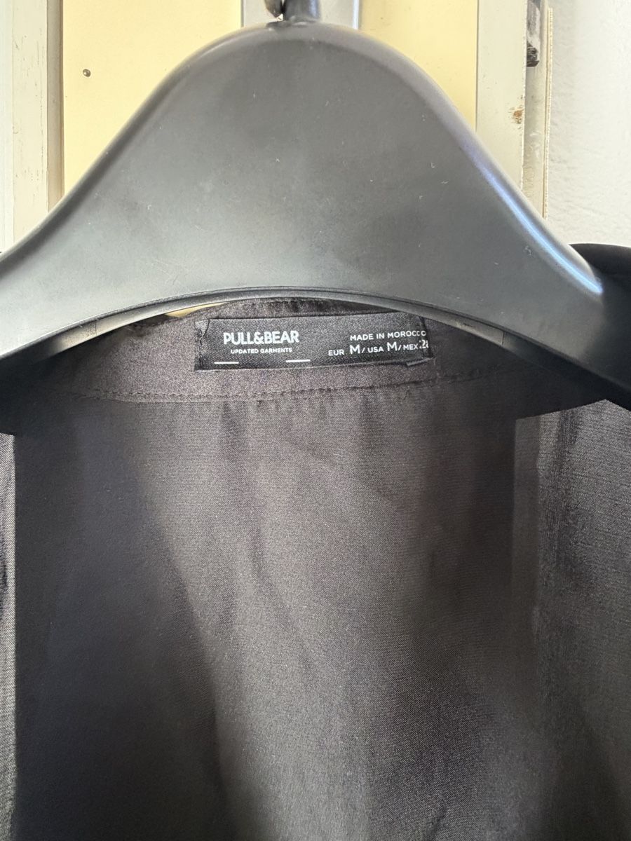 Pull&Bear Blusen: Satin Bluse Pull&Bear Grösse M  – Neu (gemäss Beschreibung) aus Kirchberg BE von lea_kb6y 2