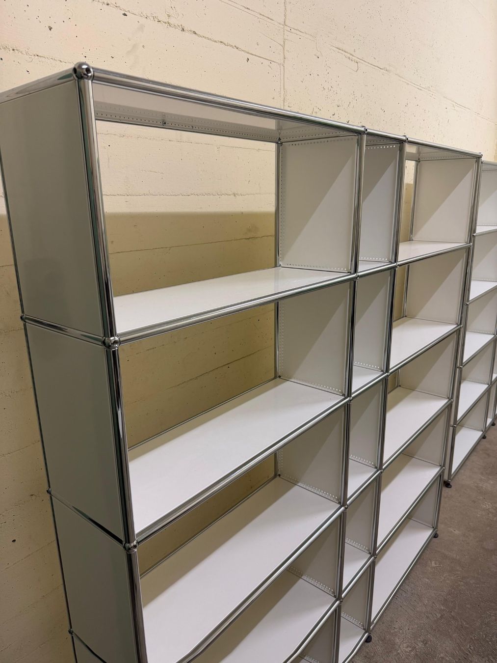 USM Scaffali: Original USM Haller Regal – Usato da Tann venduto da kristi8282 1