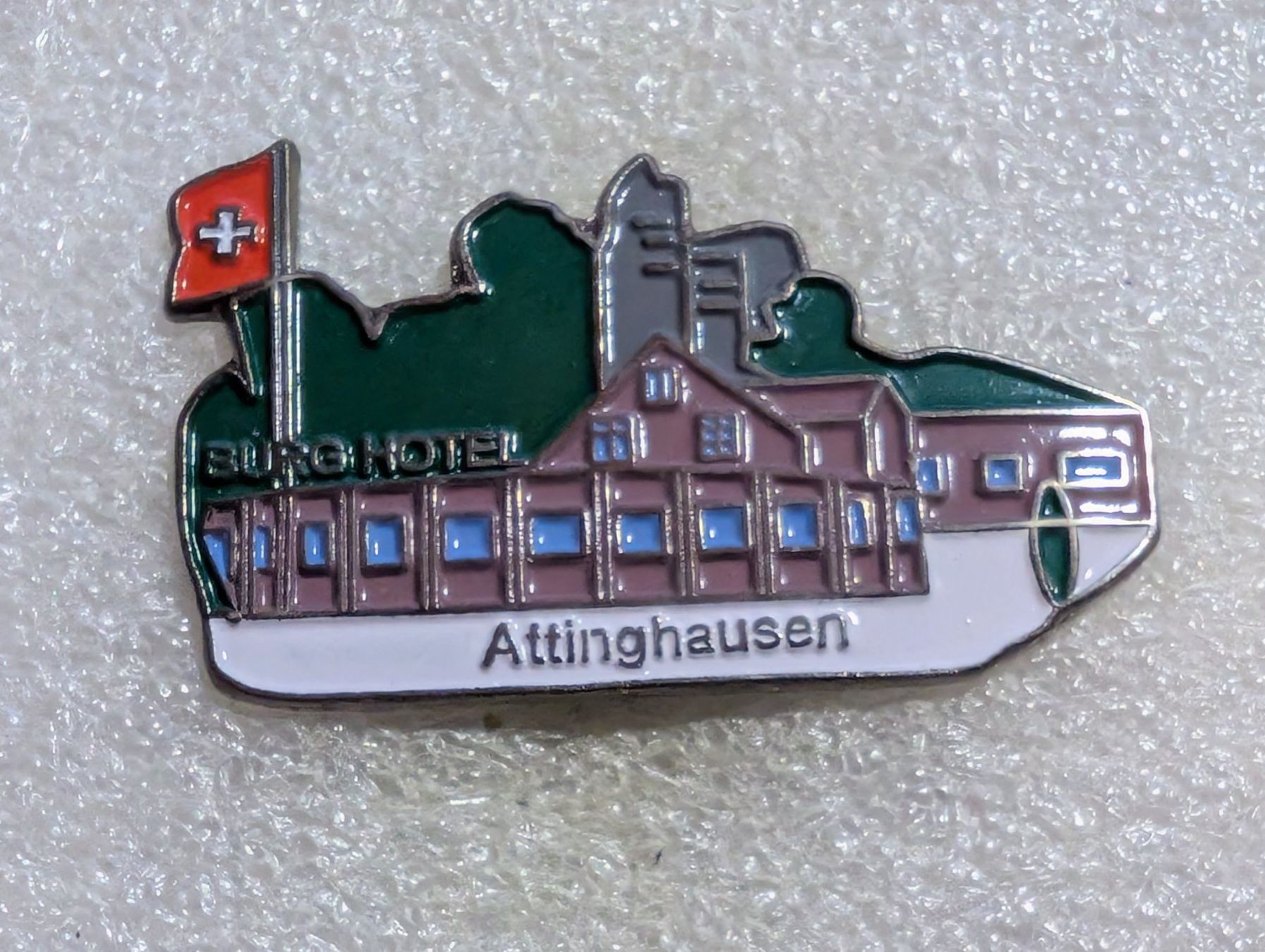 Placchette & Badge: Ansteckpin 156: Büre Hotel – Usato da Oppligen venduto da Pin-Fall-Shop