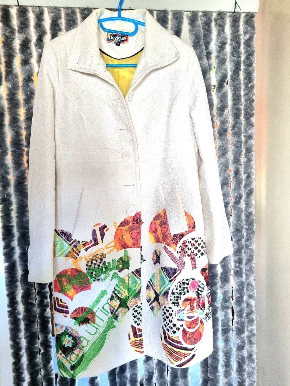 Desigual Manteaux: Desigual Frühling/Sommer Mantel – D'occasion à Basel par lioness71