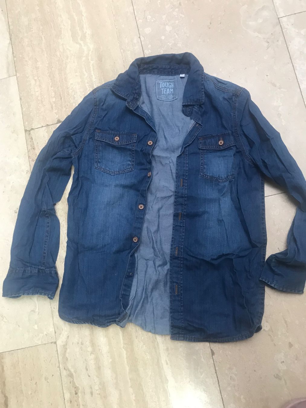 C&A Camicie, T-shirt & Polo: Hemd gr 140 – Nuovo (secondo la descrizione) da Oftringen venduto da mbc_b8vr