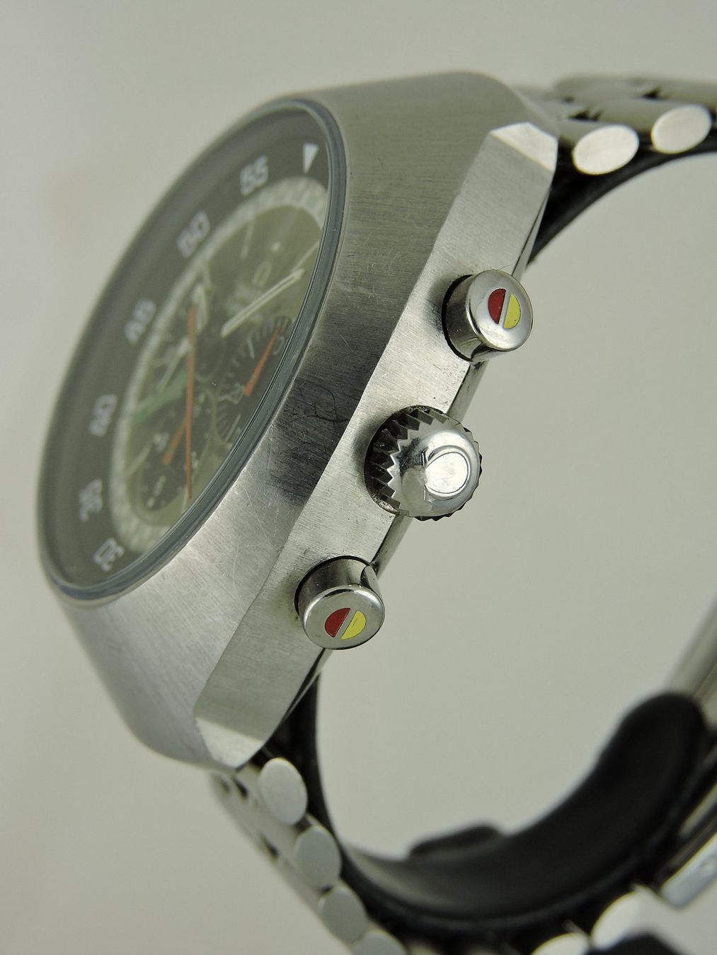 Omega Uhren: 1975 Omega Flightmaster 145.036 - Serviced cal. 911 – Gebraucht aus Bern von Vintage-Oyster 3