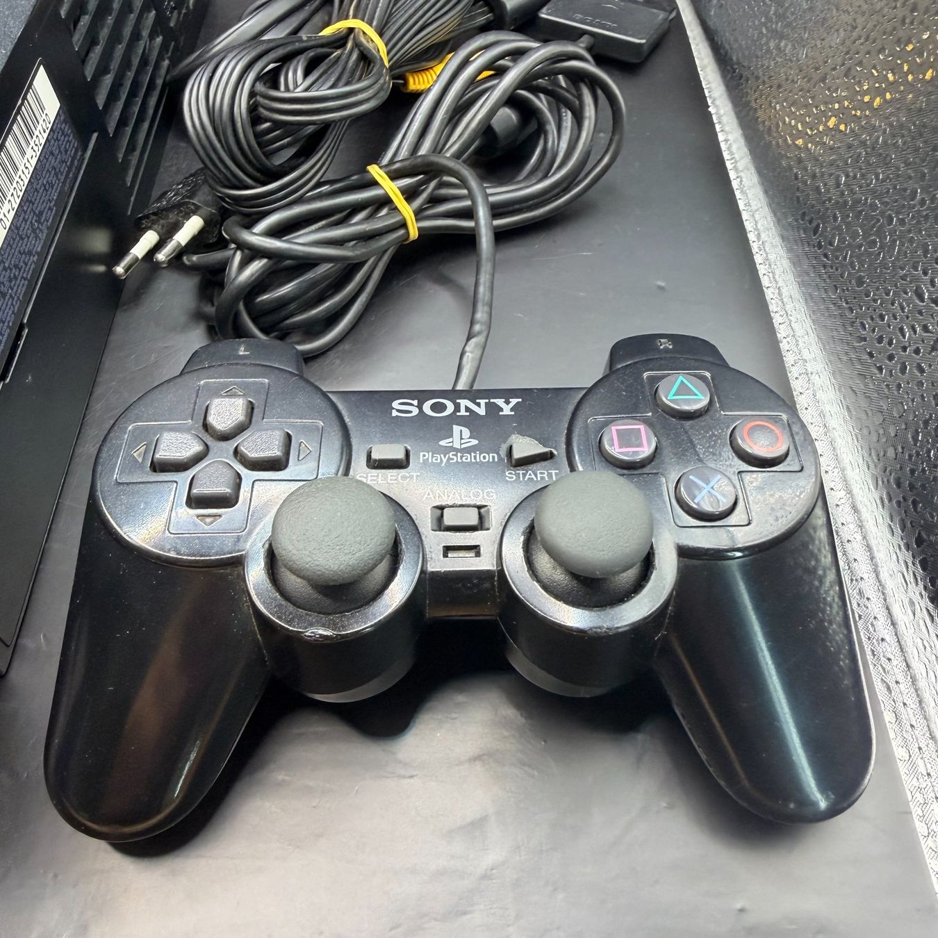 Sony Console: Sony PlayStation 2 Fat Konsole schwarz – Usato da Düdingen venduto da Nerdworld
