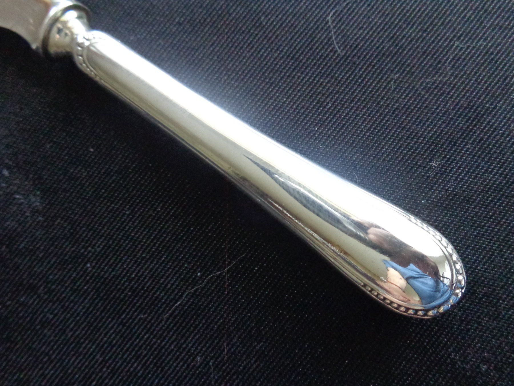 Jezler Set di posate: * COUTEAU A FROMAGE JEZLER PERLE ARGENT 800 COMME NEUF – Nuovo (secondo la descrizione) da Morges venduto da videcavegrenier 1