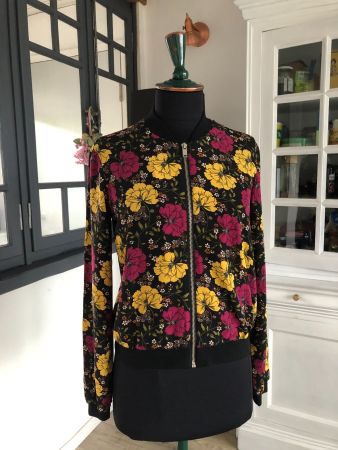 Petit blouson fleuri sale
