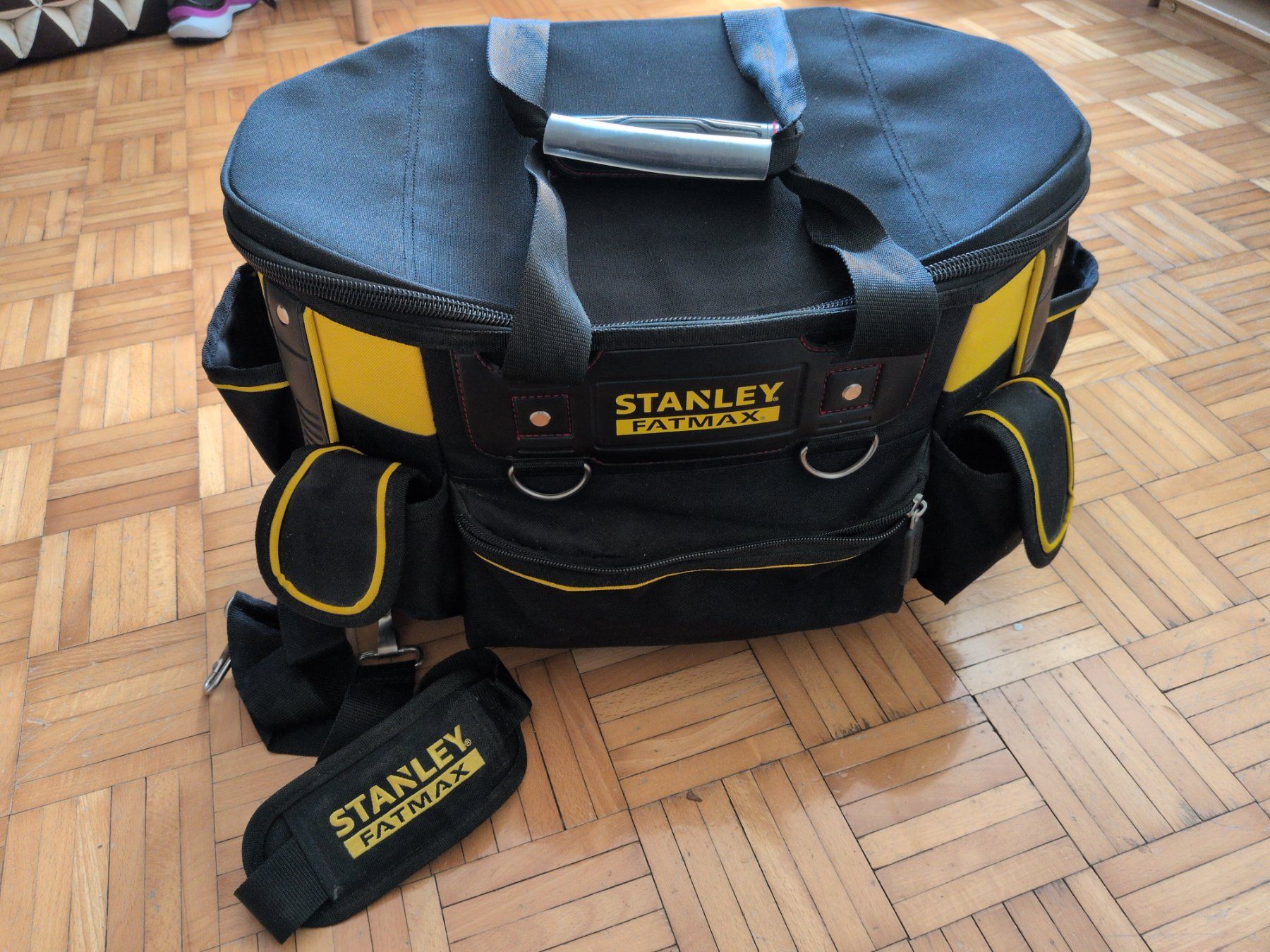 Stanley Valigie: STANLEY FatMax Werkzeugtasche – Usato da Pratteln venduto da ilouh