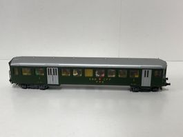 KLEINBAHN Steuerwagen mit Personen  SBB H0 DC