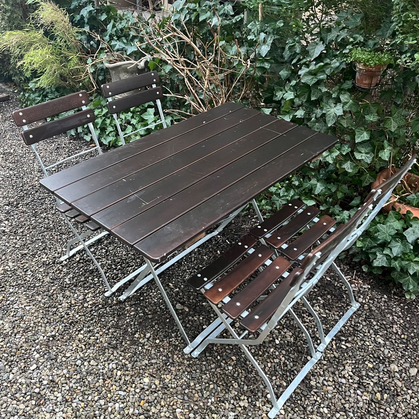 Tischset: Gartengarnitur Gartentisch Gartenstühle Biergartebmöbel – Gebraucht aus zürich von  1
