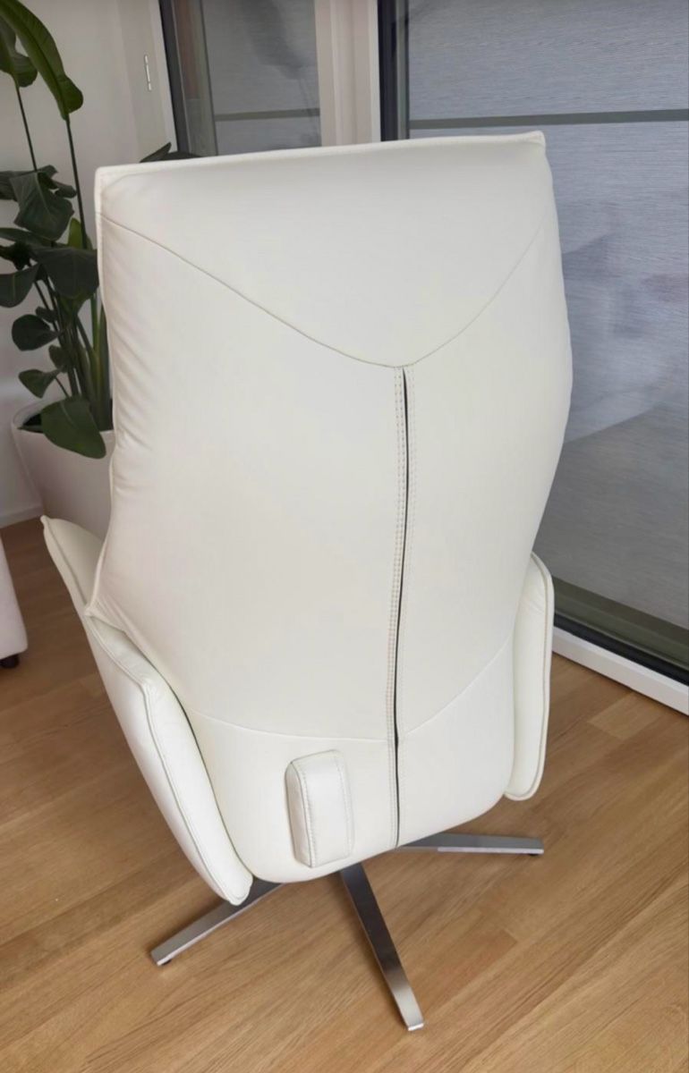 Himolla Poltrone: Elektrisch verstellbarer Relax- Sessel – Nuovo (secondo la descrizione) da Chur venduto da kar_yd72