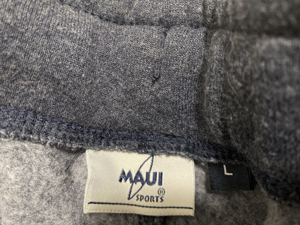 Pantaloni: Shorts – Usato da Beinwil am See venduto da lol_j8dy 2