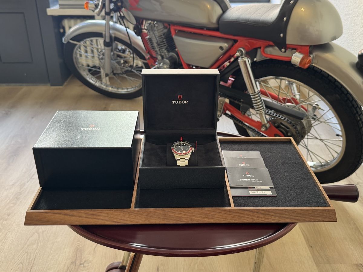 Tudor Montres: Tudor Black Bay GMT – D'occasion à Zürich par tobleratelier 9