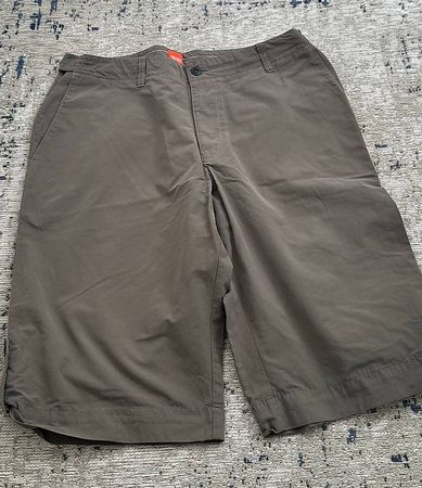 Hugo Boss Orange Kurzhose Gr. 33/34