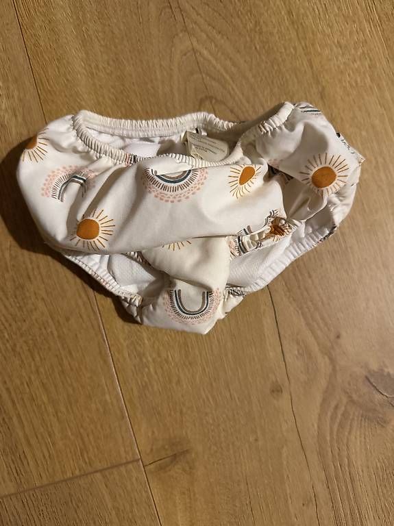 Ensembles coordonnés: Habits bébé fille  – D'occasion à Vouvry par Emilie19 2