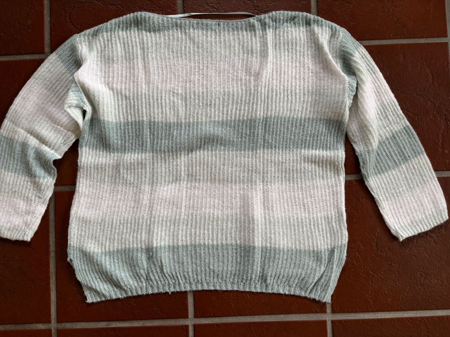 Maglioni & Felpe: Jean Pascale; weiss/türkis gestreifter Strick-Pullover Gr. L – Usato da Boniswil venduto da Totomat-Lady 2