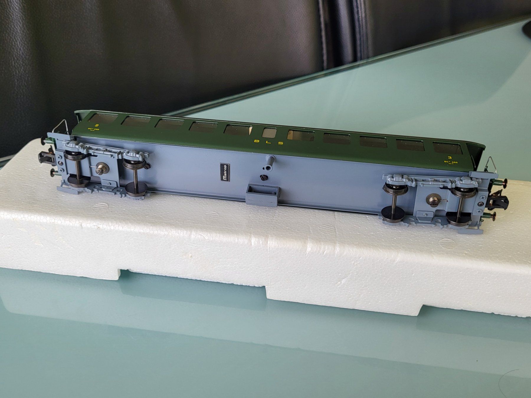 Metropolitan Modellini di ferrovie: H0  Metropolitan  BLS  BCi4  Epoche III – Nuovo (secondo la descrizione) da Oberburg venduto da sensetal 6
