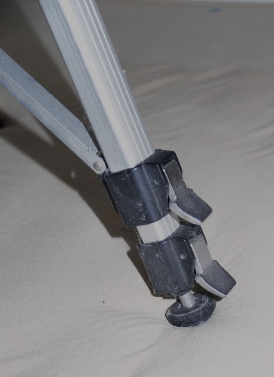 Treppiedi & Teste: Fotostativ – Usato da Wangs venduto da Rumauch 2