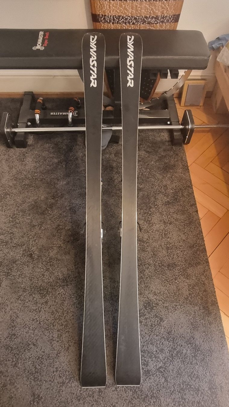 Dynastar Sci: Carving Ski – Usato da Zürich venduto da Jrobert0 1
