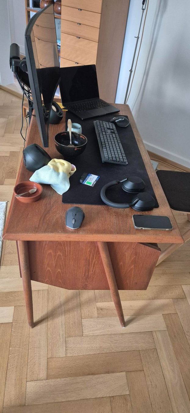 Schreibtische: Bureau Mid Centrury Modern Danois, Tibergaard – Gebraucht aus La Tour-de-Peilz von Krelian 1