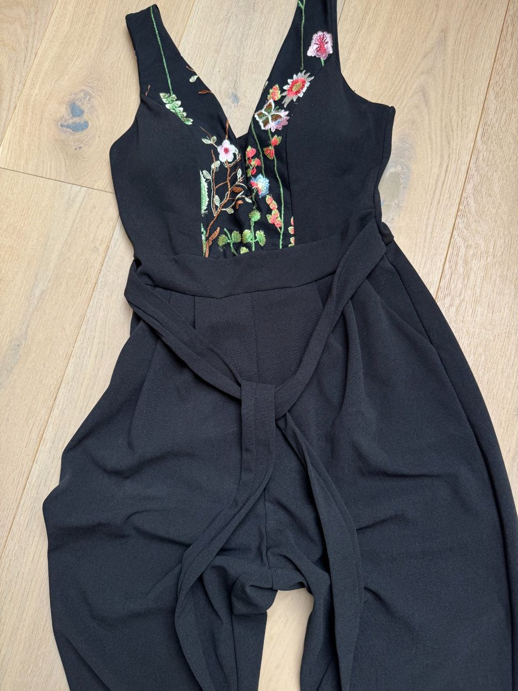 Wal G. Jumpsuits: WALG Jumpsuit, UK Size 8   **NEU** – Neu (gemäss Beschreibung) aus Siebnen von Trans-Am 7