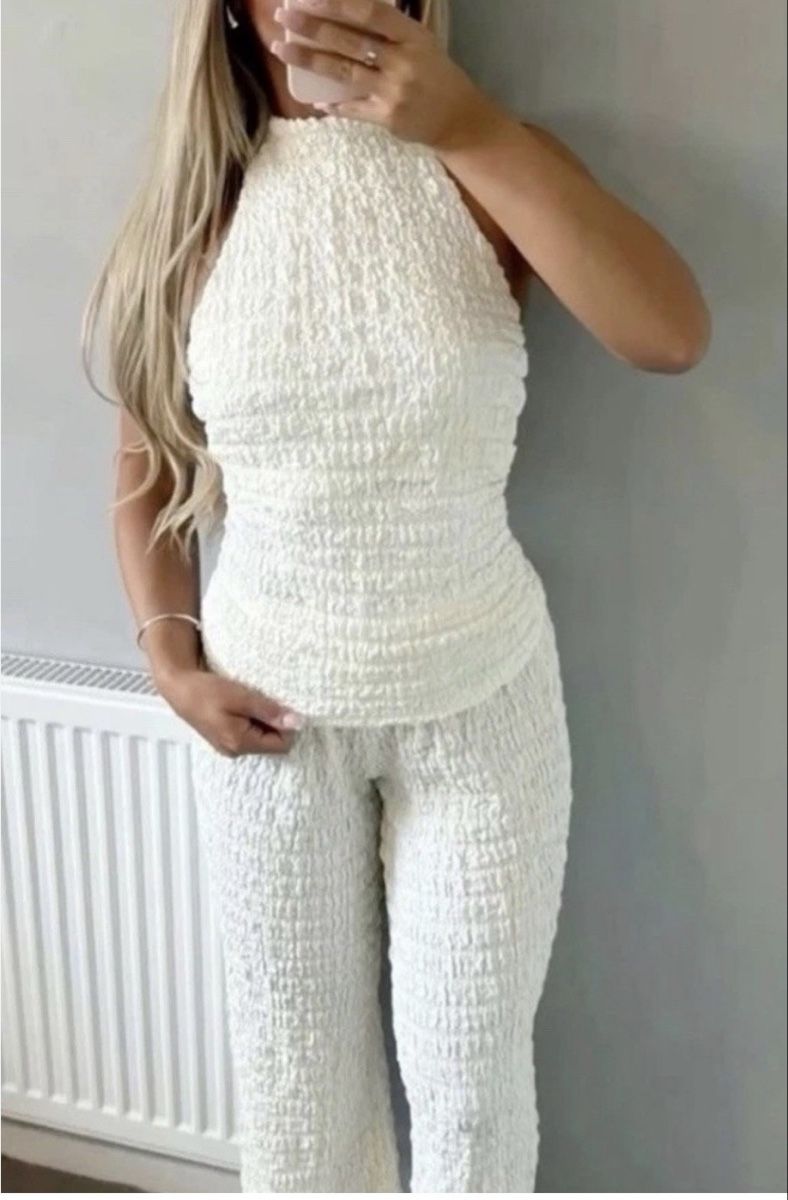 Zara Kleiderpakete: Ensemble pantalon et haut blanc texturé neuf taille M – Neu (gemäss Beschreibung) aus Biel/Bienne von ant_h25x