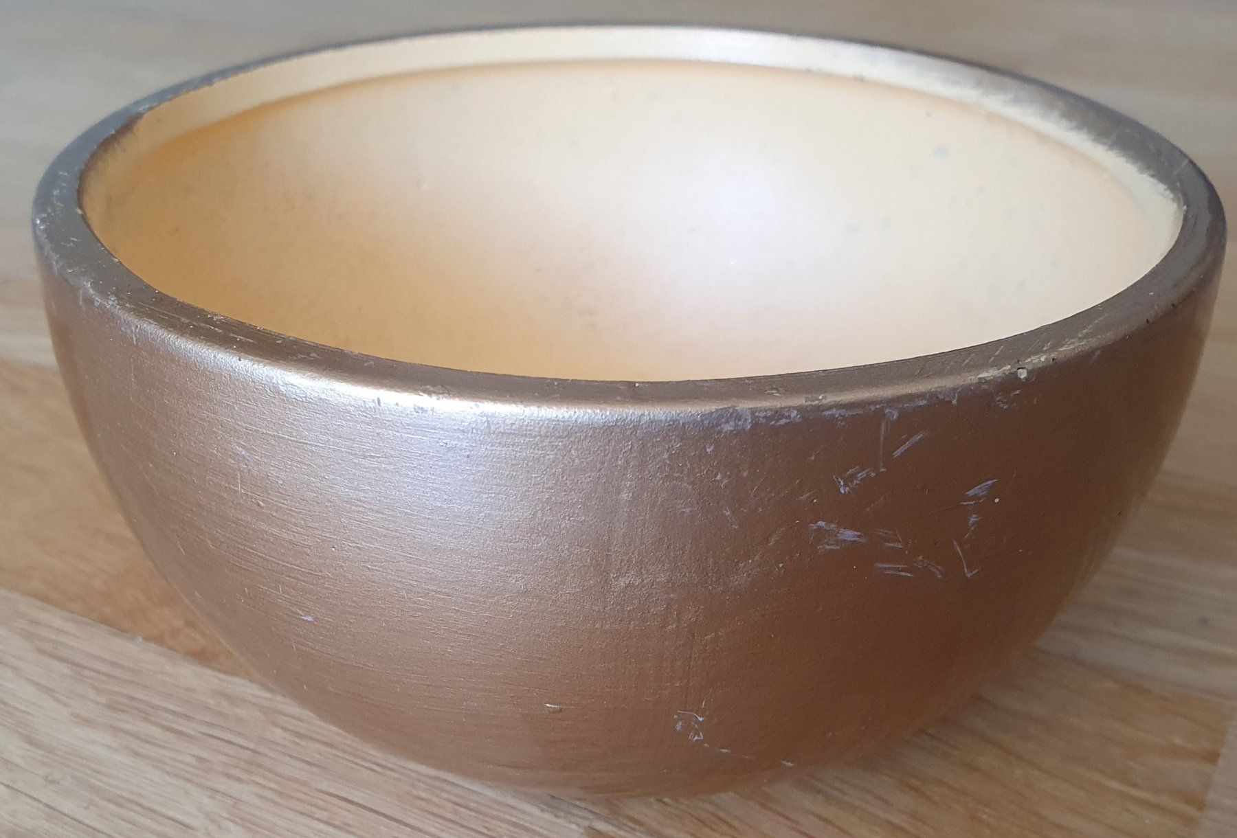Blumentöpfe: Petit cache-pot doré – Gebraucht aus Court von Jovi2 3