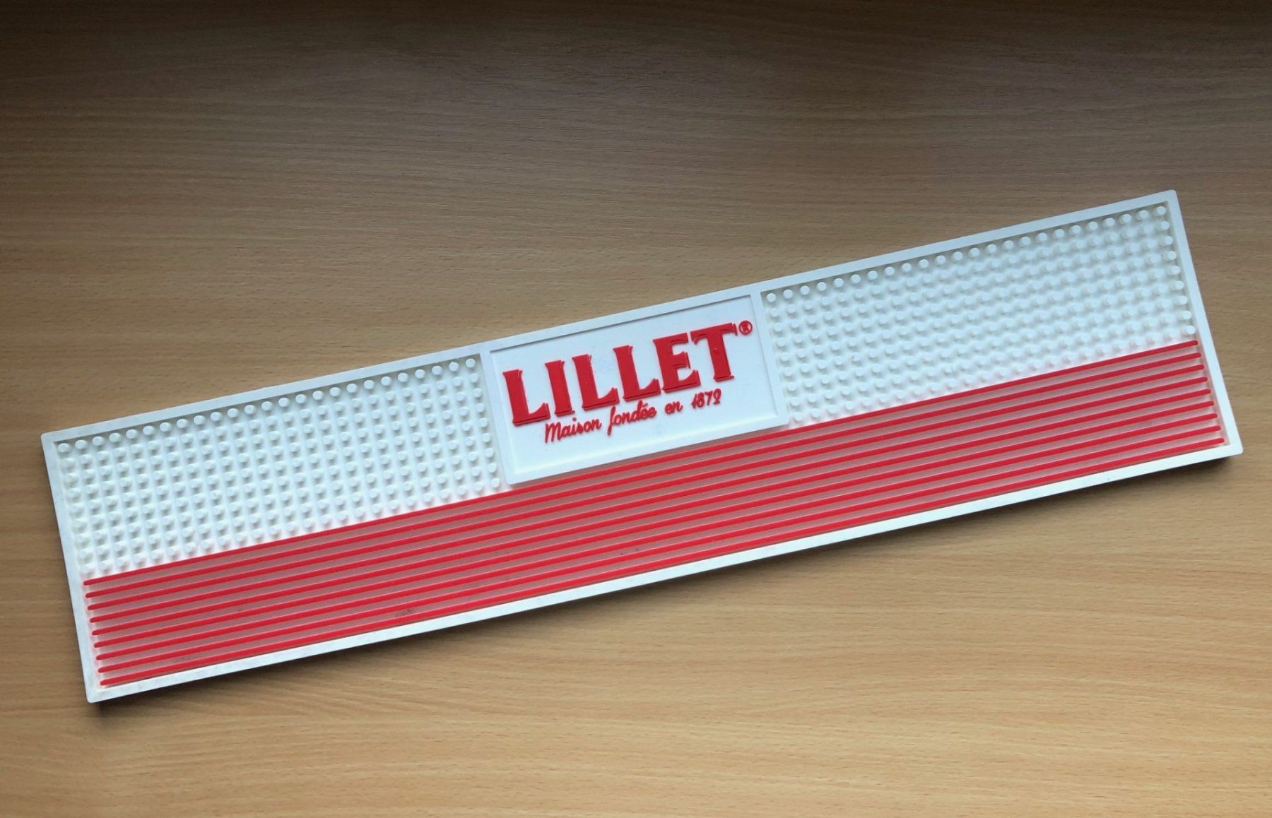 Sottobicchieri: LILLET-Barmatte (weiss/rot) – Usato da Buchs SG venduto da Handyman77