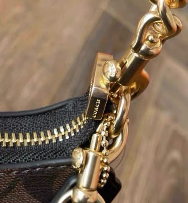 Taschen für Damen: Coach – Neu (gemäss Beschreibung) aus Wattwil von BL0NDA 2