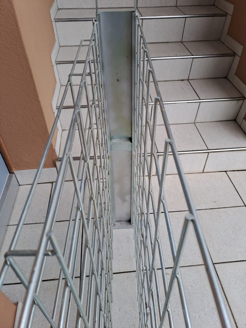 Scaffali: Weinregal – Usato da Schöftland venduto da sil_bn9x 4