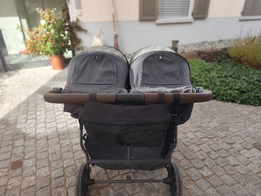Kinderwagen: Mast Geschwisterwagen – Gebraucht aus Forch von Fabienne096 1