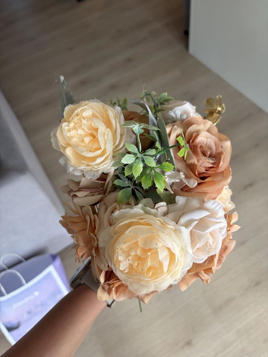 Toutes les décorations: Kunstblumen 26 stk gemischt – D'occasion à Urtenen-Schönbühl par LaPriinciipessa