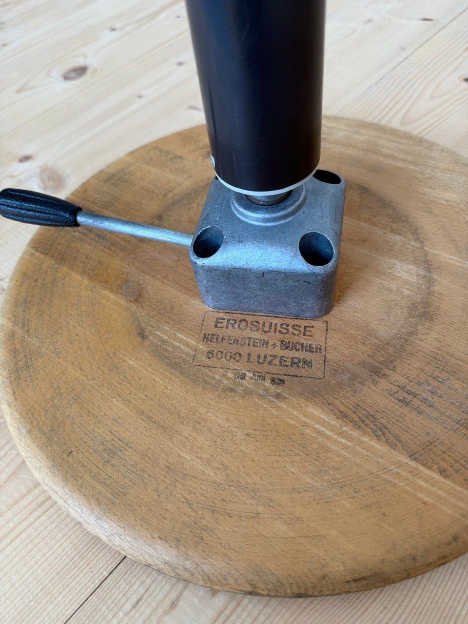 Tabourets: Hocker Erosuisse – D'occasion à Bern par Arka297 3