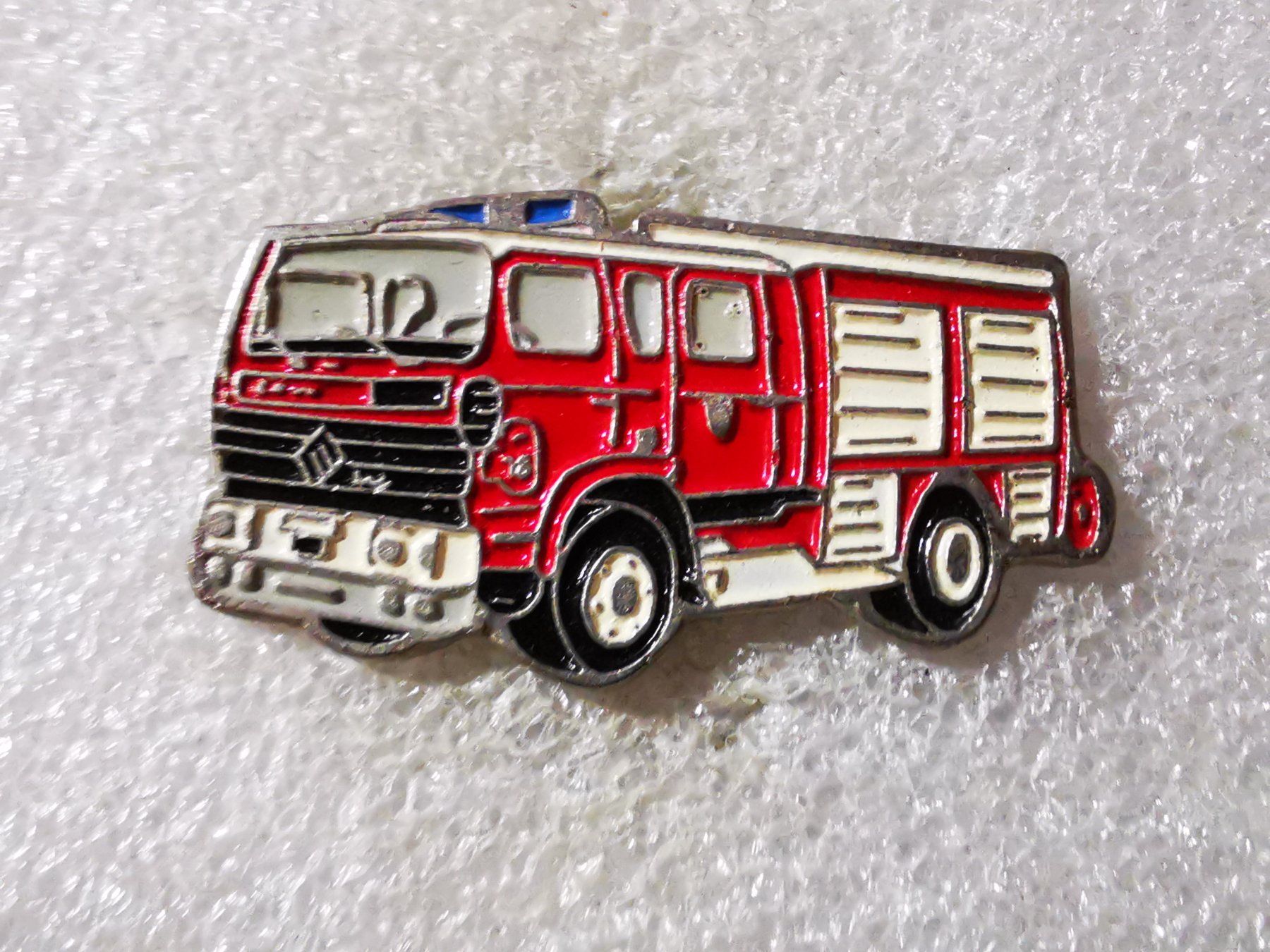 Placchette & Badge: Ansteckpin 89: Feuerwehr – Usato da Oppligen venduto da Pin-Fall-Shop