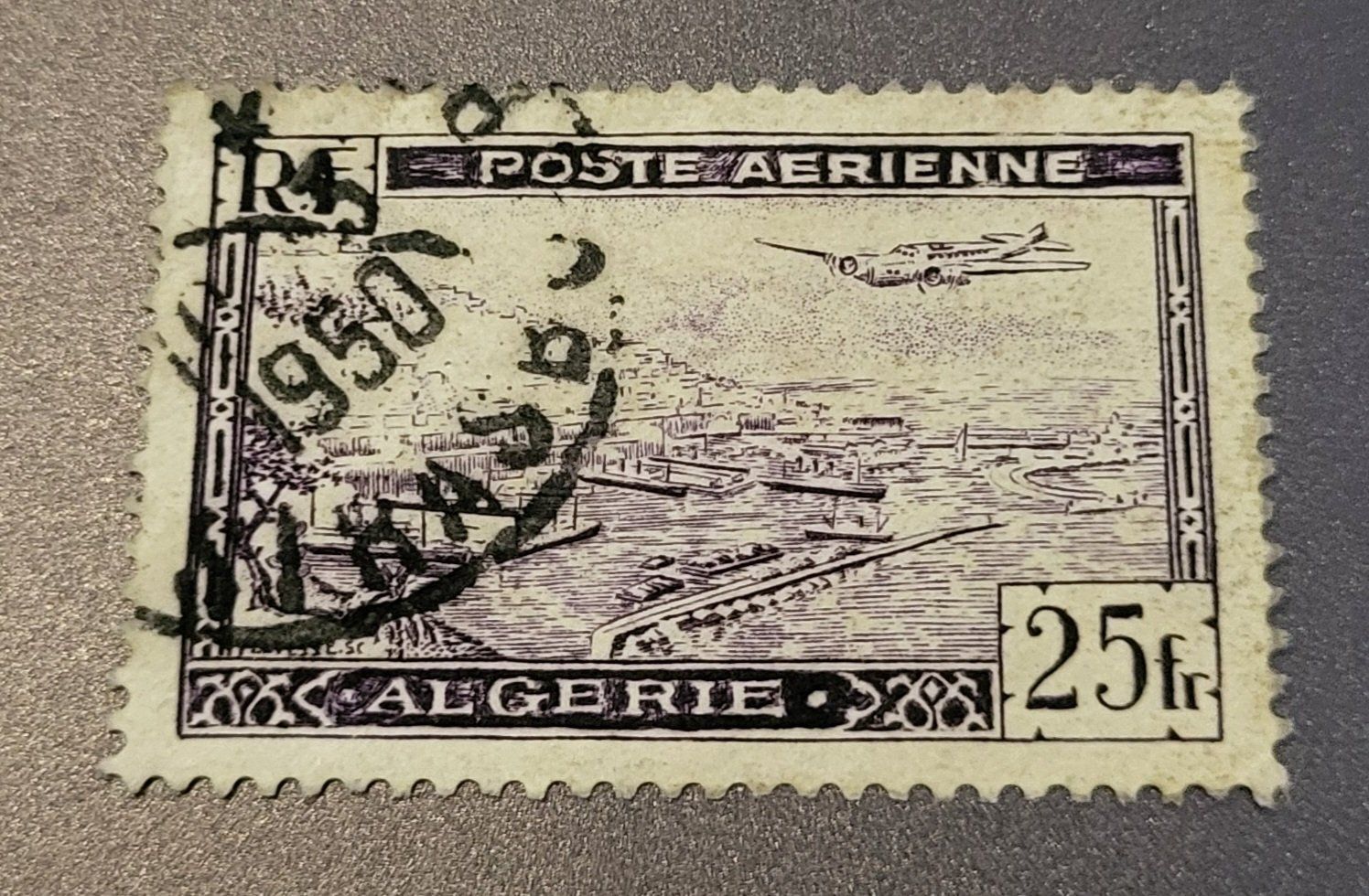 Tutti i francobolli: Algerien 1946 Flugpost alte briefmarke – Usato da St Gallen venduto da Stampsalshobby